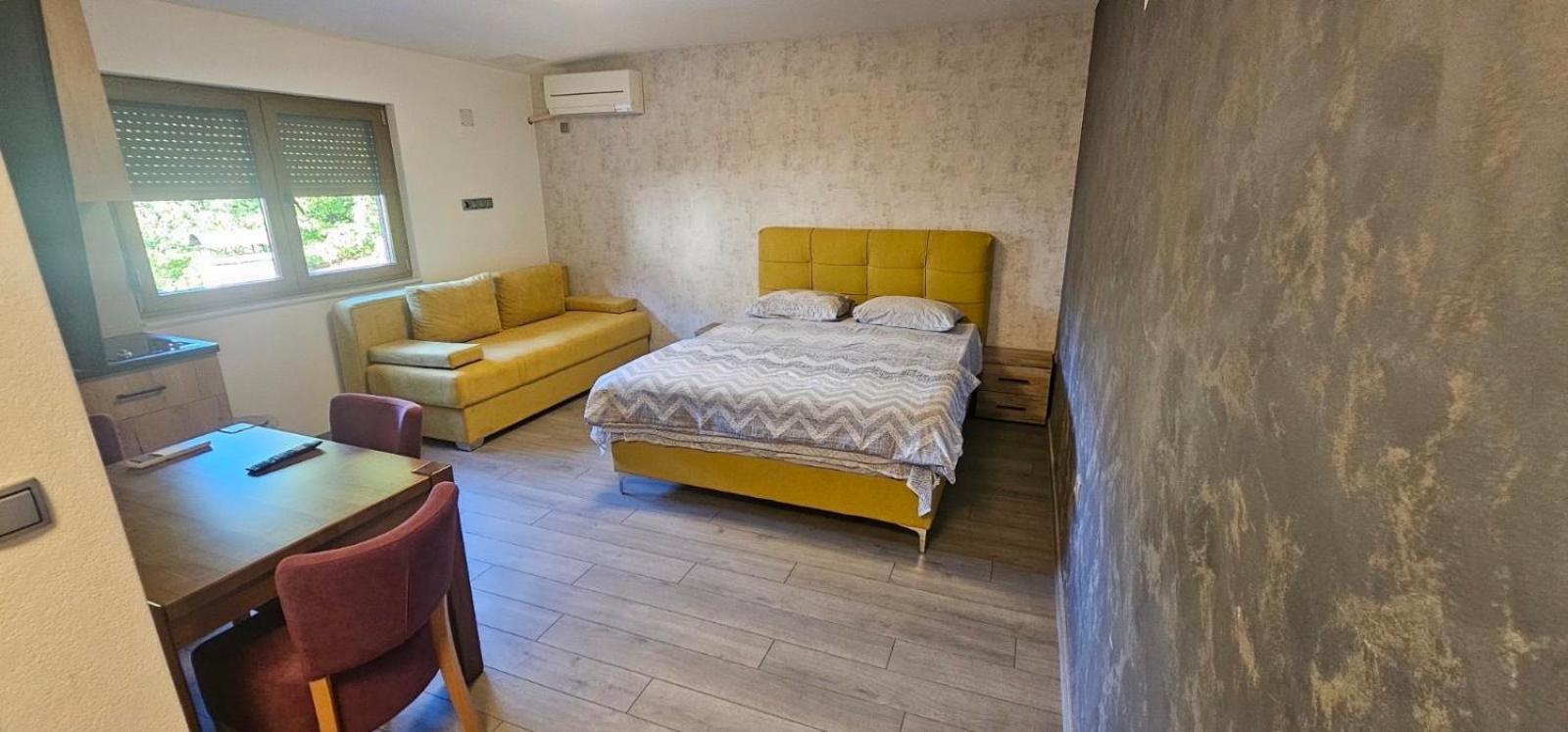 Apartmani Vesto Banja Luka Buitenkant foto