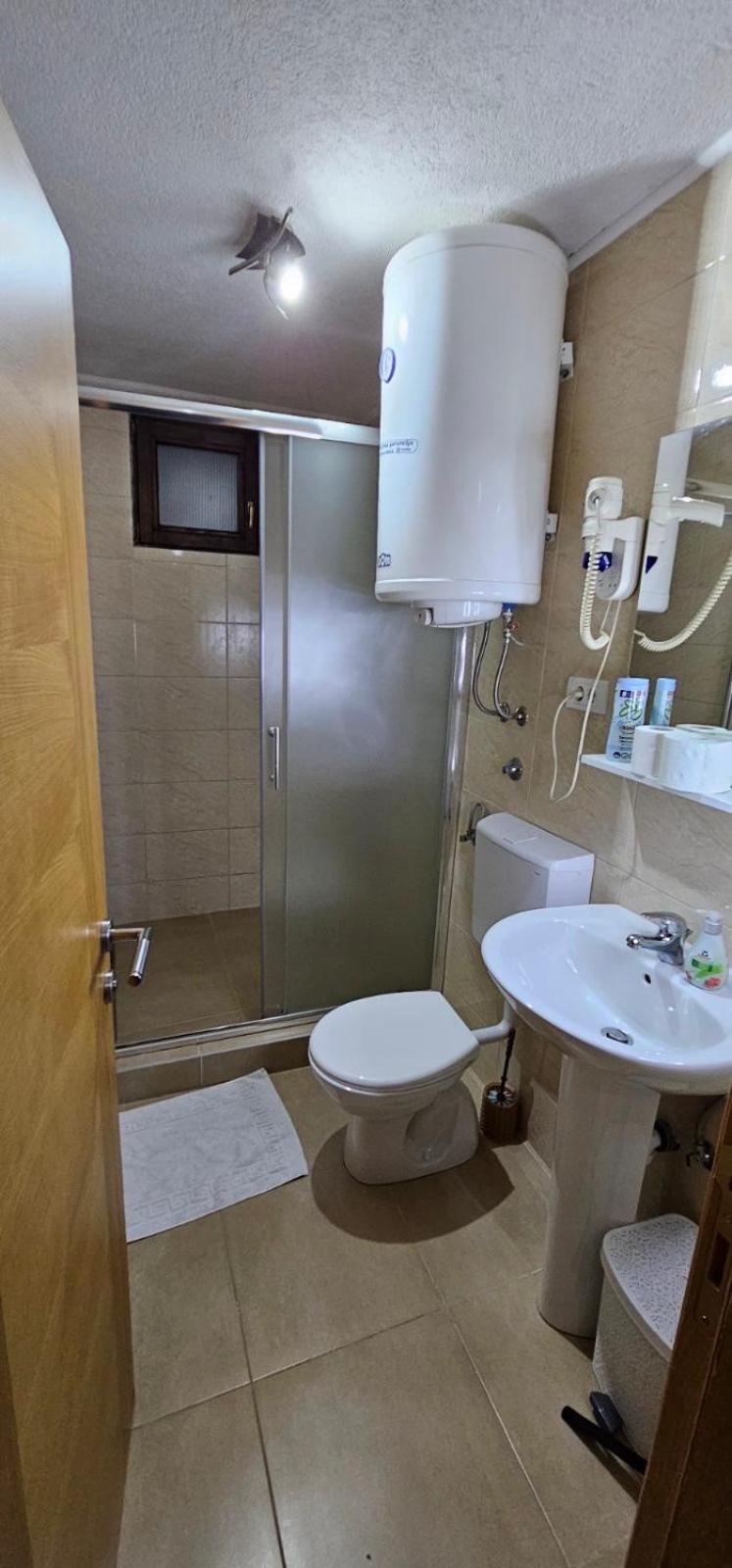 Apartmani Vesto Banja Luka Buitenkant foto