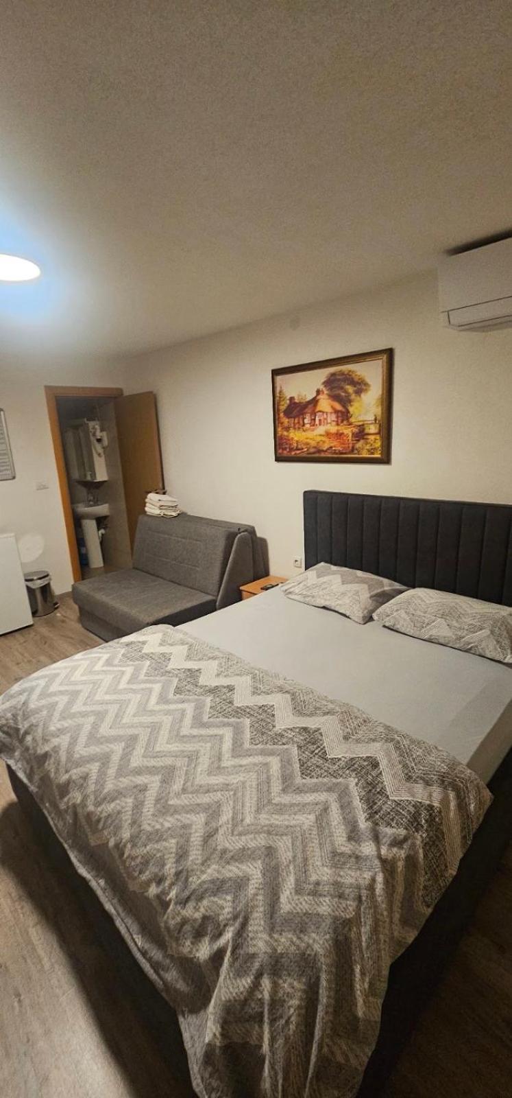 Apartmani Vesto Banja Luka Buitenkant foto